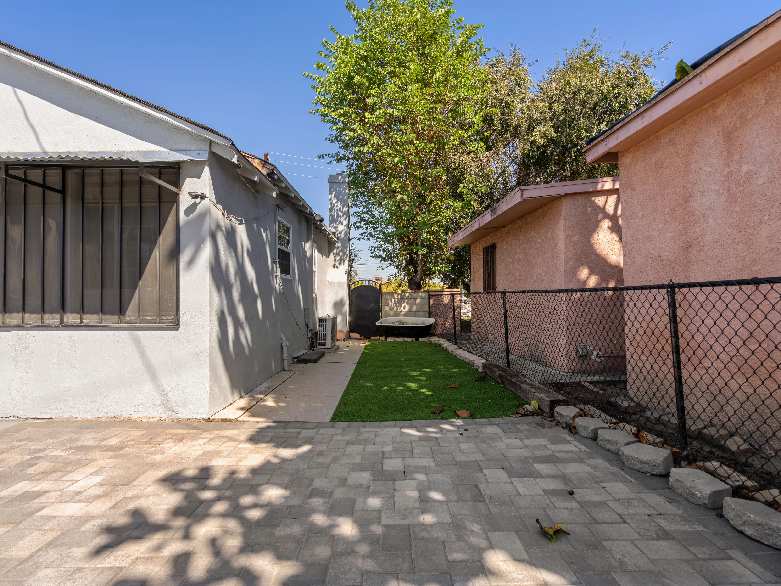  8834 Beverly Boulevard, Pico Rivera, CA 90660 - 物件實景