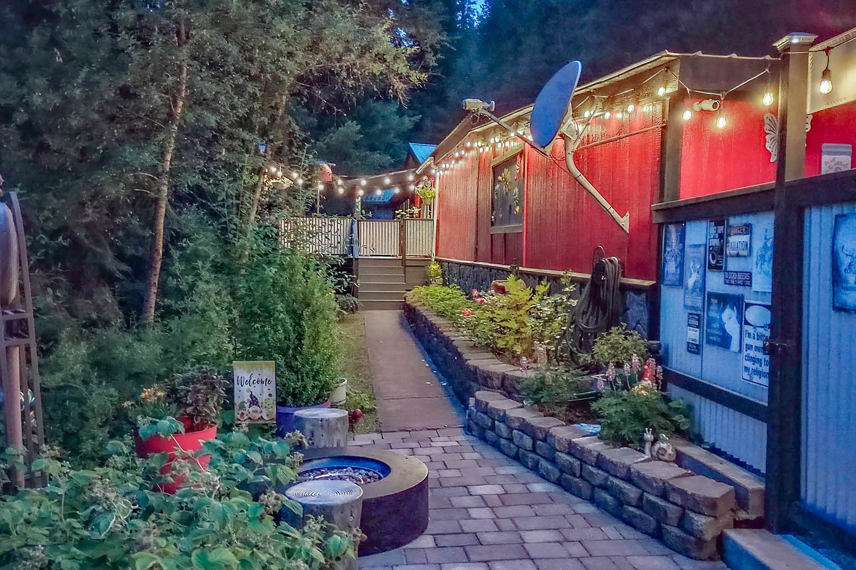 Kingston, Idaho, 83839, United States, 3 Bedrooms Bedrooms, ,2 BathroomsBathrooms,Residential,For Sale,1980630