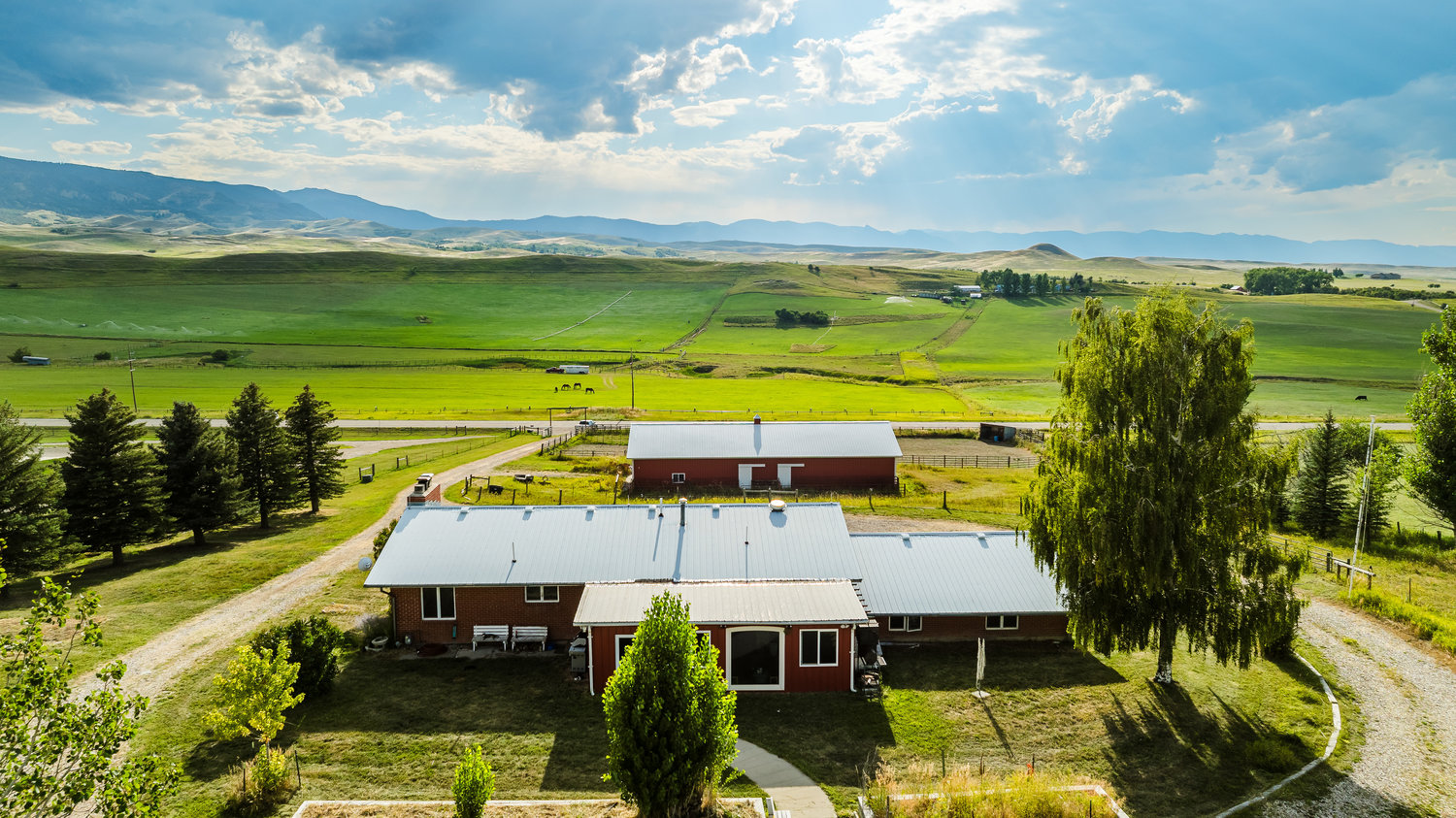 Sheridan, Wyoming, 82801, United States, 4 Bedrooms Bedrooms, ,3 BathroomsBathrooms,Residential,For Sale,1943373