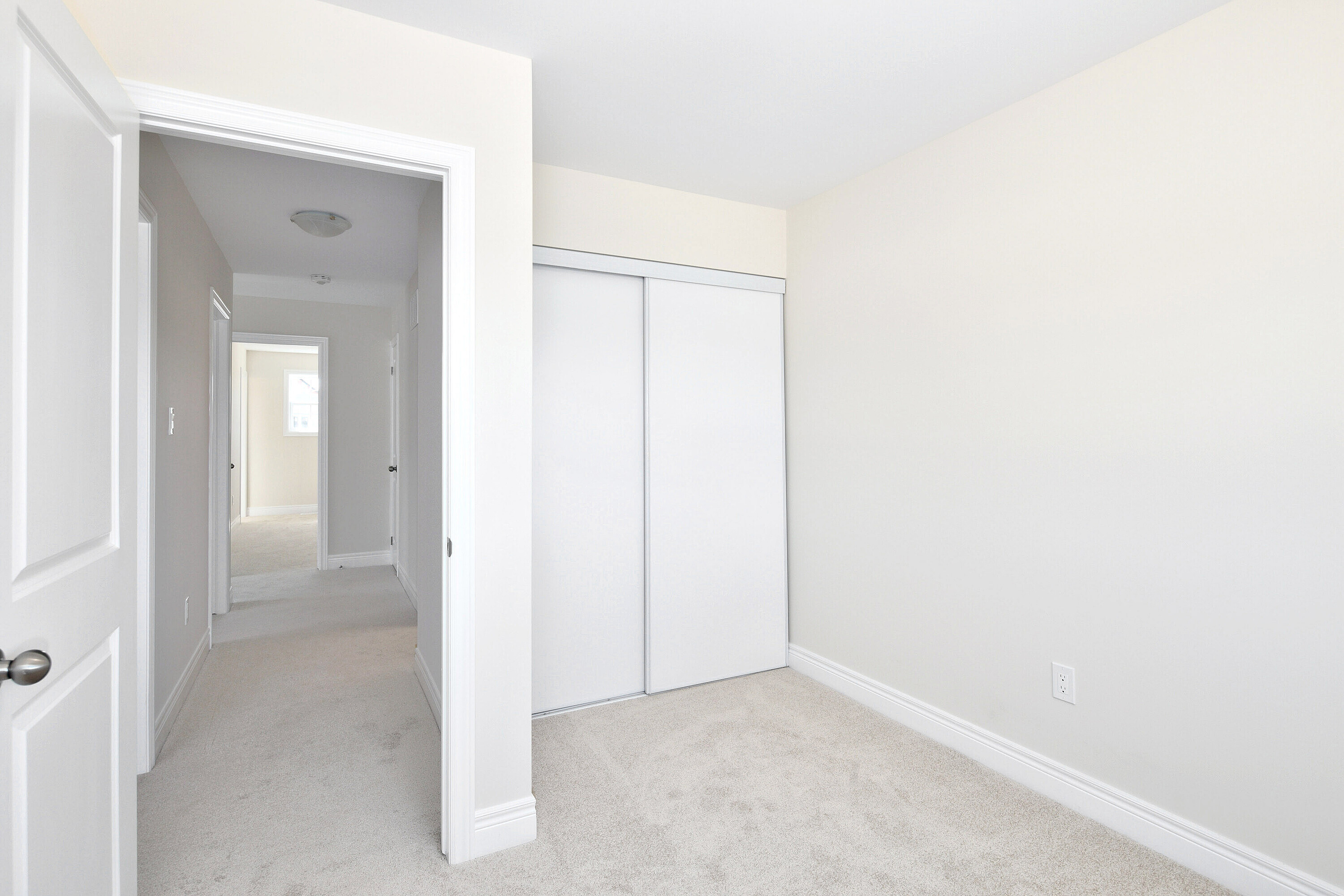  Silver Maple End Unit Townhome - 物件實景