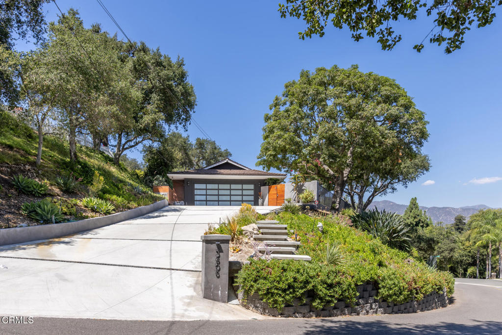 La Canada Flintridge, California, 91011, United States, 3 Bedrooms Bedrooms, ,3 BathroomsBathrooms,Residential,For Sale,1941612