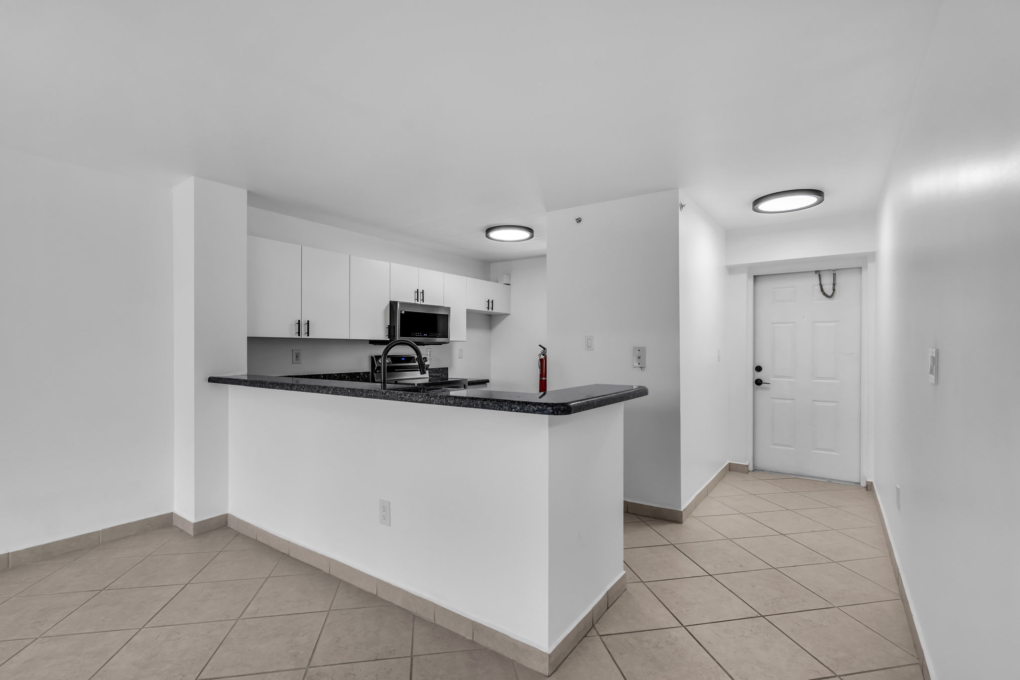  1401 Bay Rd, Miami Beach, FL, 33139 - 物件實景