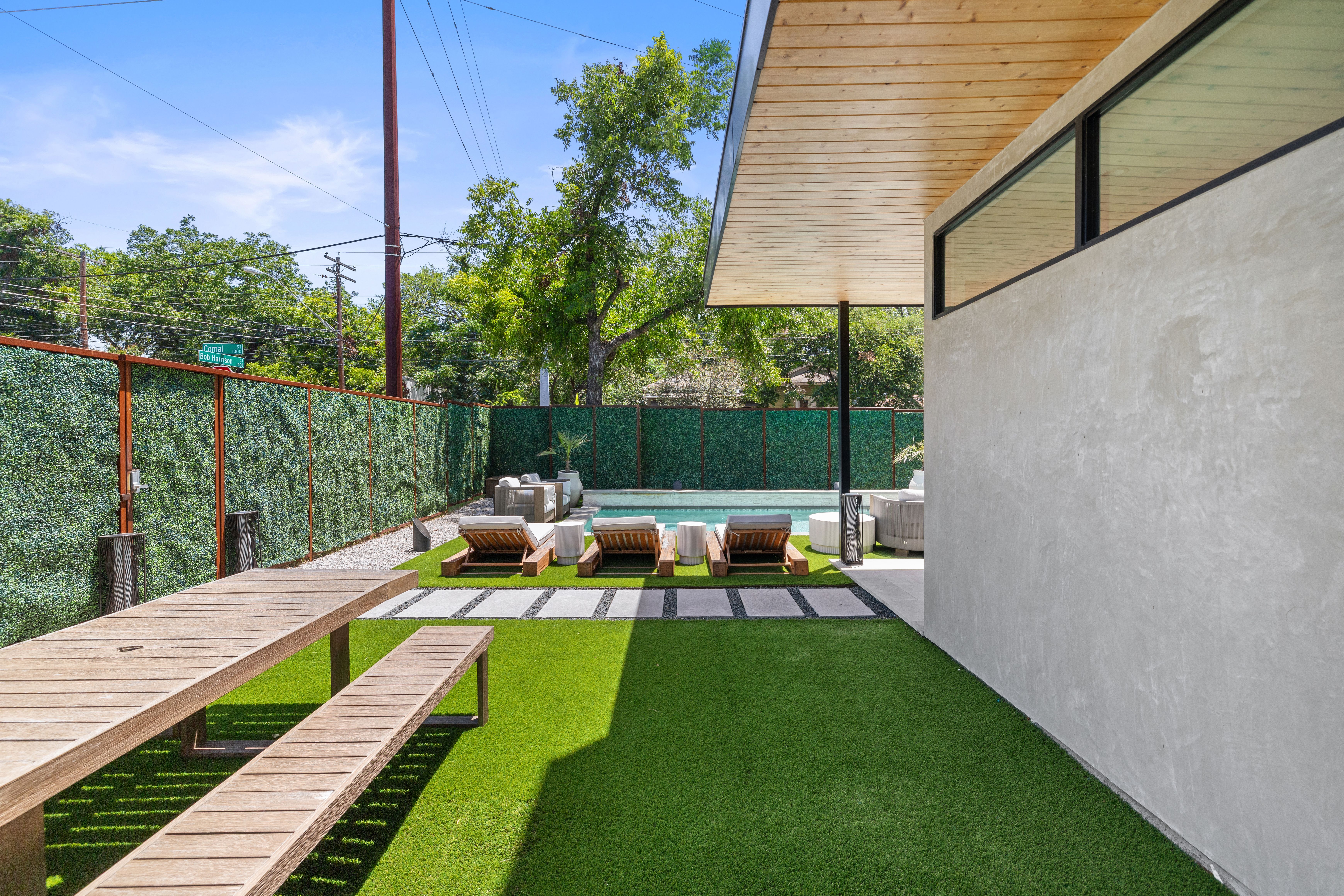  Resort-Style Living Tucked into East Austin - 物件實景
