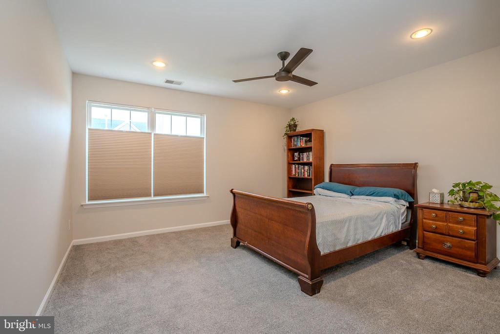 Plainsboro, New Jersey, 08536, United States, 4 Bedrooms Bedrooms, ,3 BathroomsBathrooms,Residential,For Sale,1900525