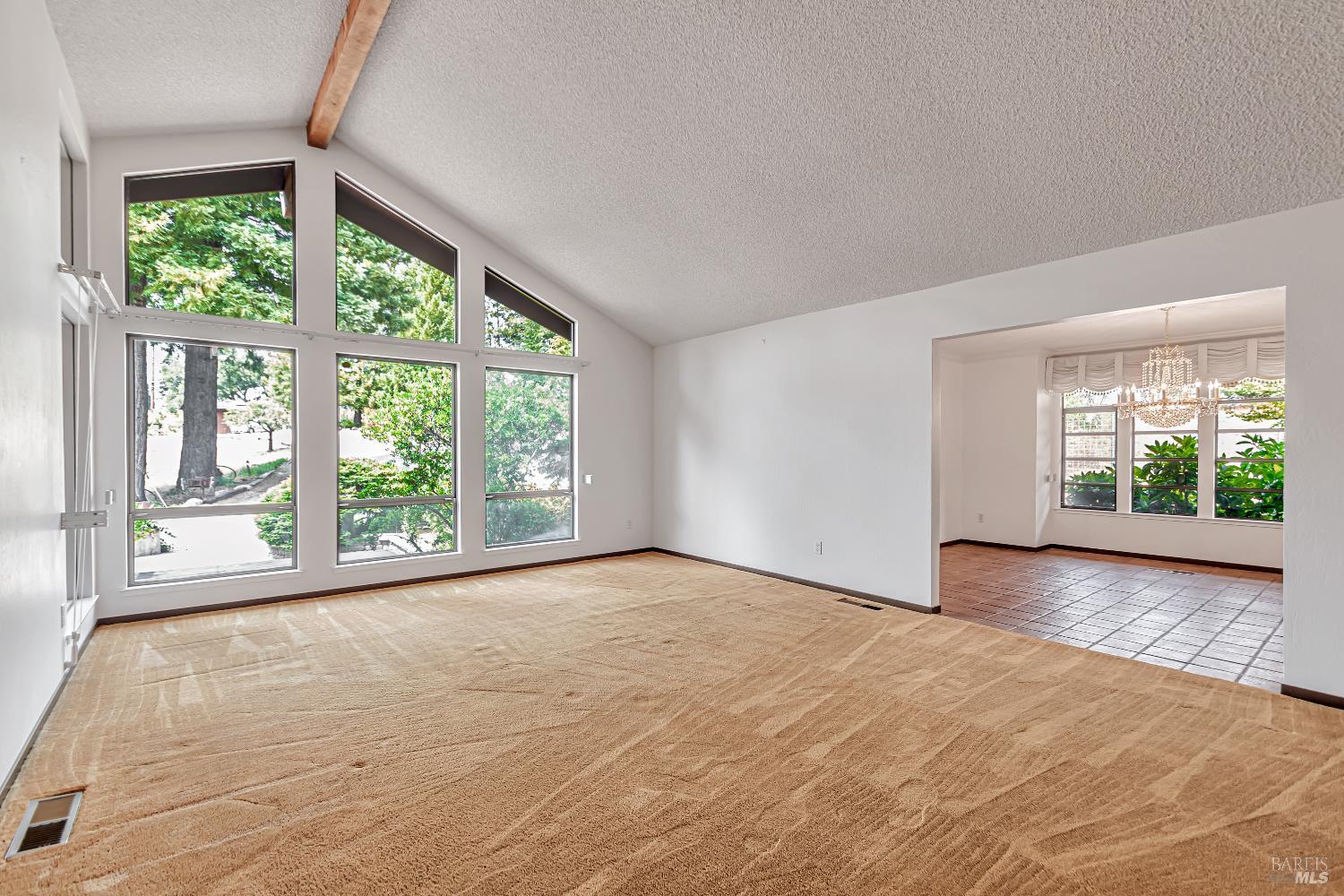 Sebastopol, California, 95472, United States, 3 Bedrooms Bedrooms, ,3 BathroomsBathrooms,Residential,For Sale,1895482