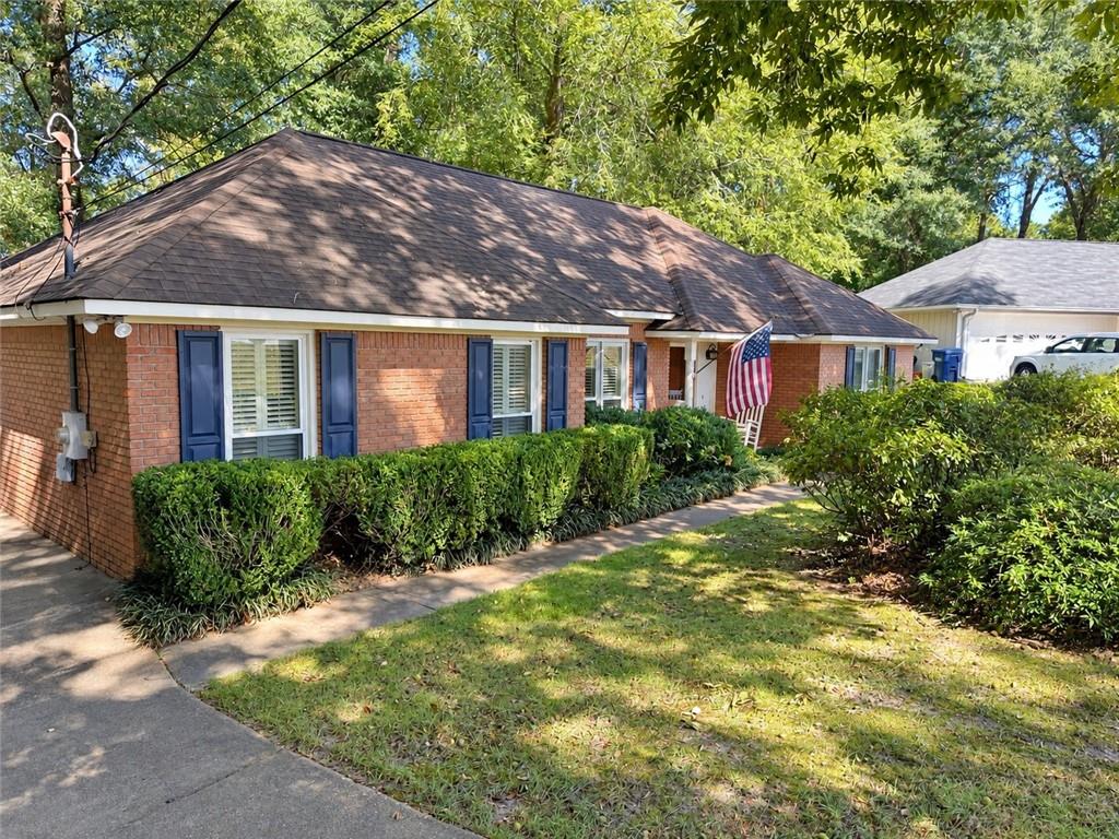Lee Road 985 , Phenix City, AL 36870 #1