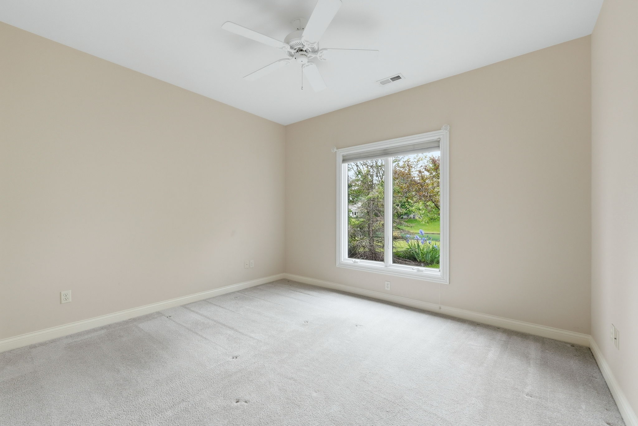  Delightful 3 Bedroom Condo with Pond View - 物件實景