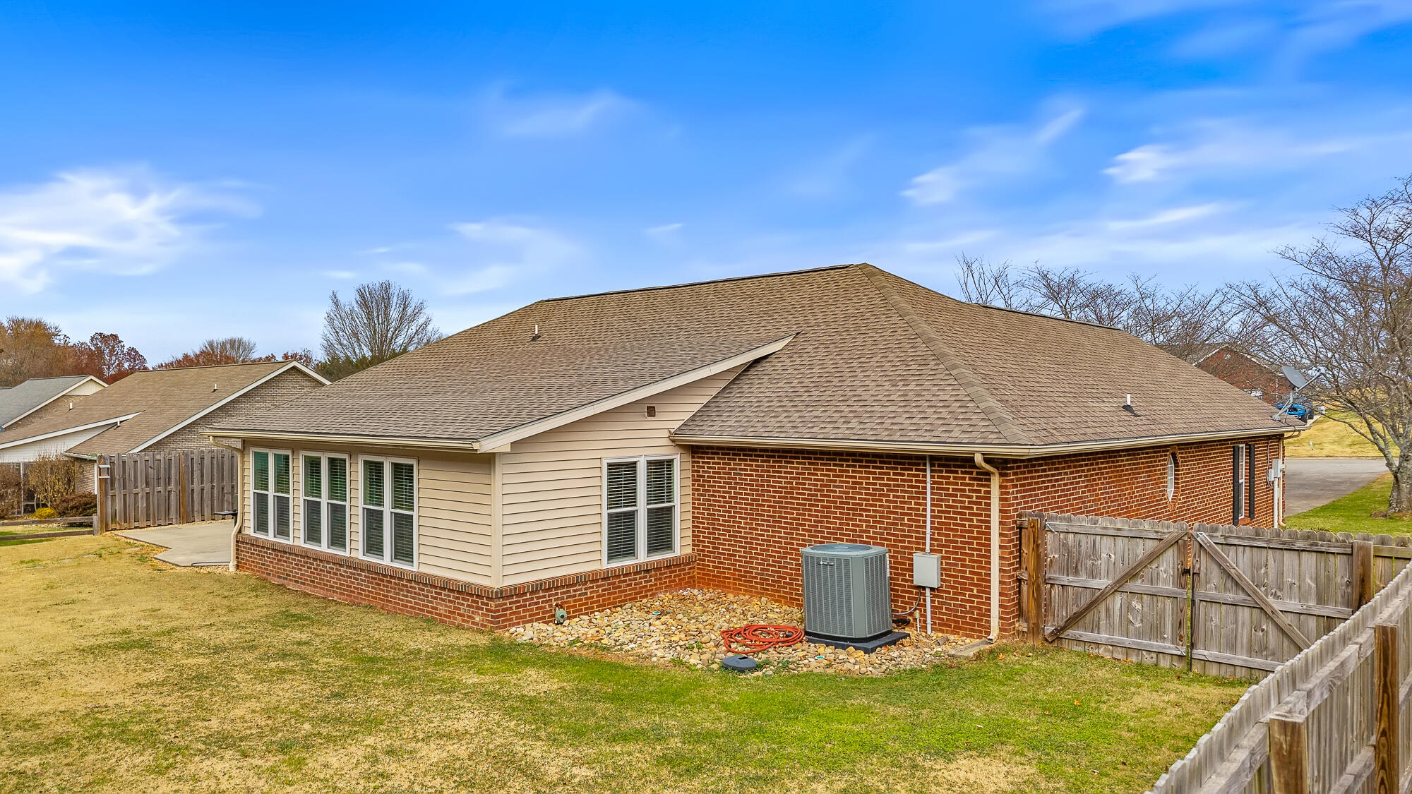 Greenback, Tennessee, 37742, United States, 3 Bedrooms Bedrooms, ,2 BathroomsBathrooms,Residential,For Sale,1996509