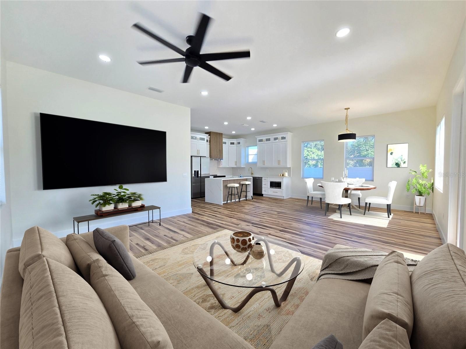 ST PETERSBURG, Florida, 33705, United States, 3 Bedrooms Bedrooms, ,2 BathroomsBathrooms,Residential,For Sale,1989946