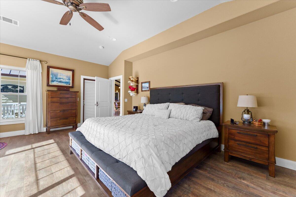Red Bluff, California, 96080, United States, 3 Bedrooms Bedrooms, ,2 BathroomsBathrooms,Residential,For Sale,1949814