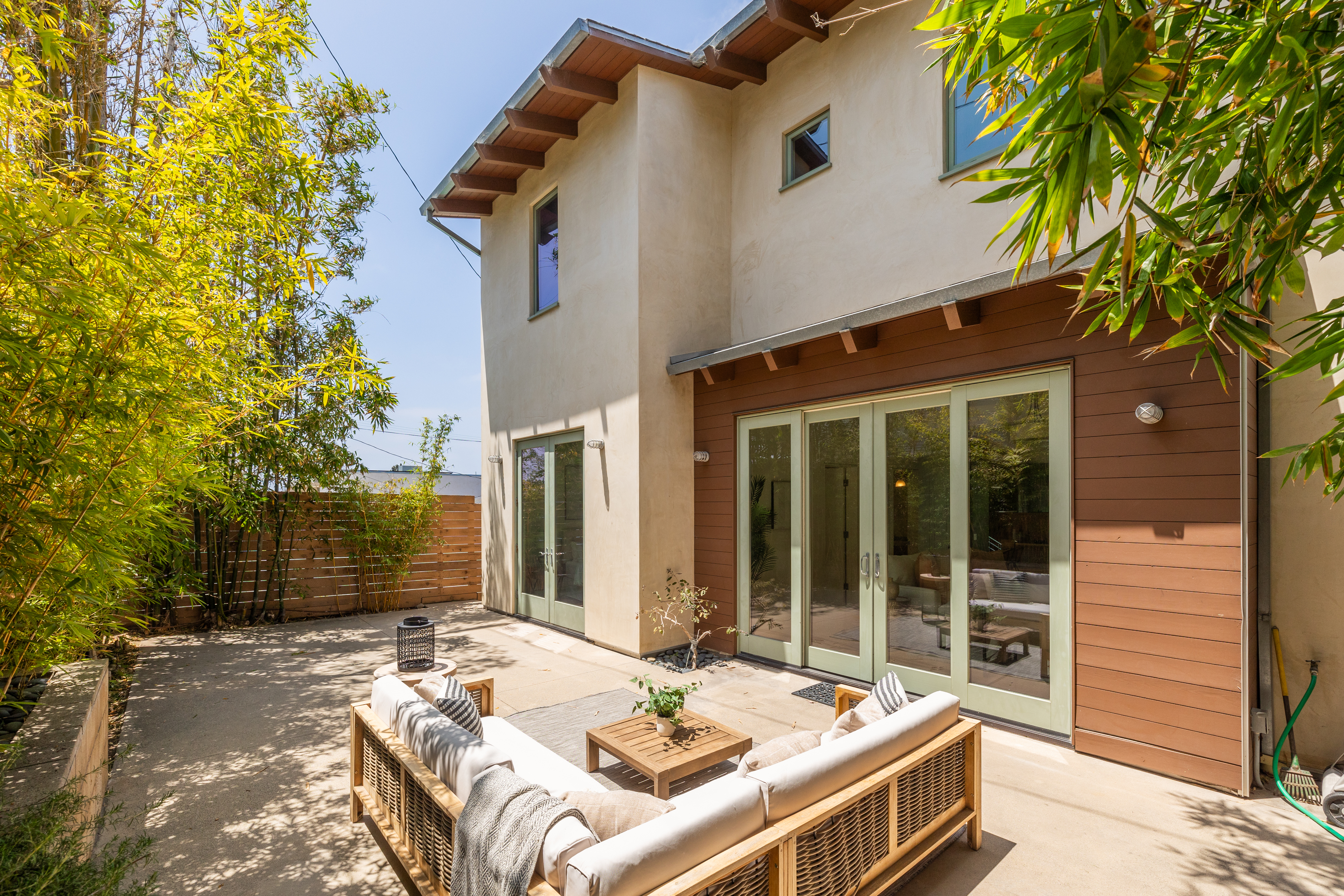  2710 Pine Avenue, Manhattan Beach, CA 90266 - 物件實景