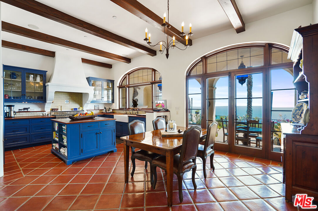 Malibu, California, 90265, United States, 3 Bedrooms Bedrooms, ,4 BathroomsBathrooms,Residential,For Sale,1846867