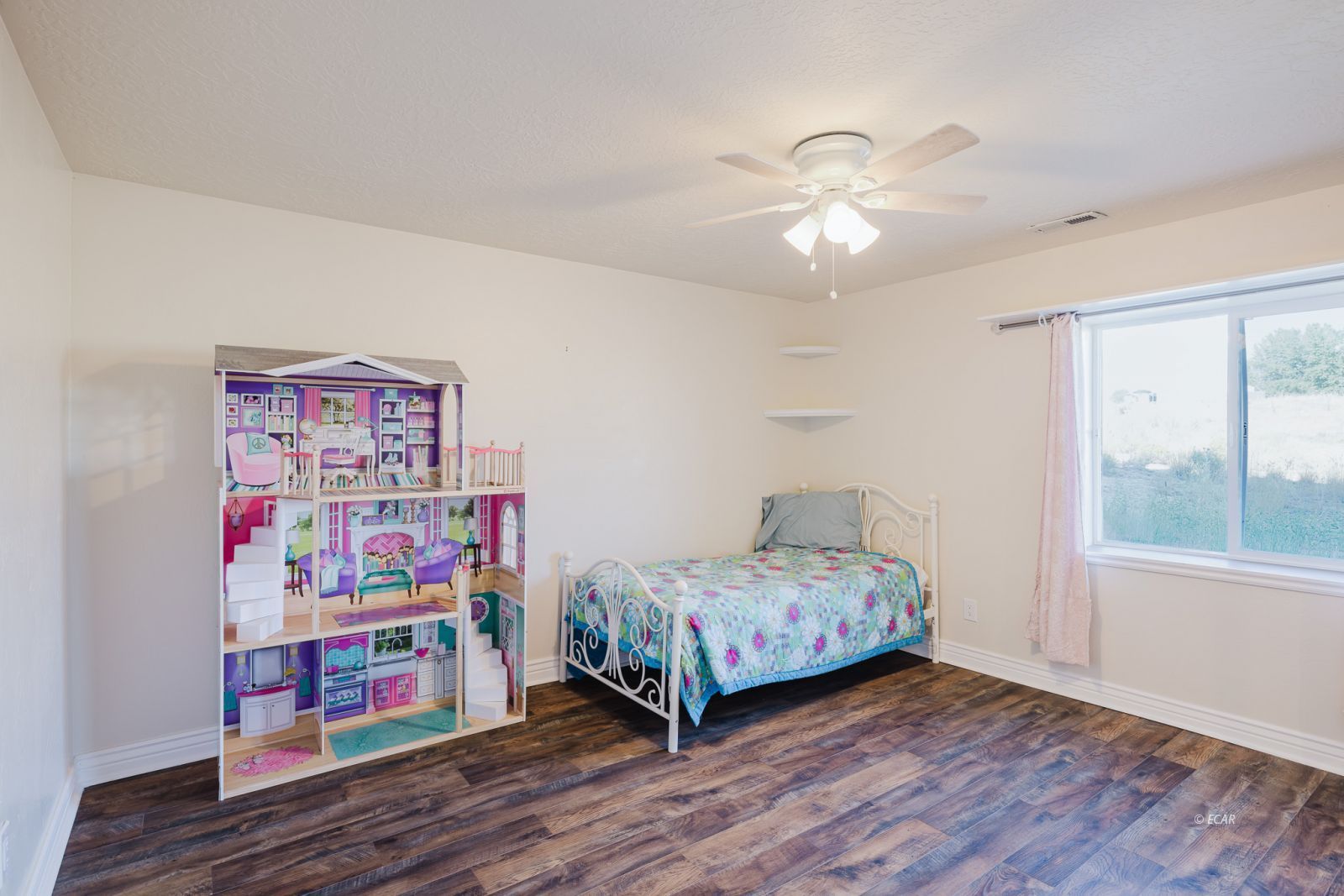 Spring Creek, Nevada, 89815, United States, 5 Bedrooms Bedrooms, ,4 BathroomsBathrooms,Residential,For Sale,1896341