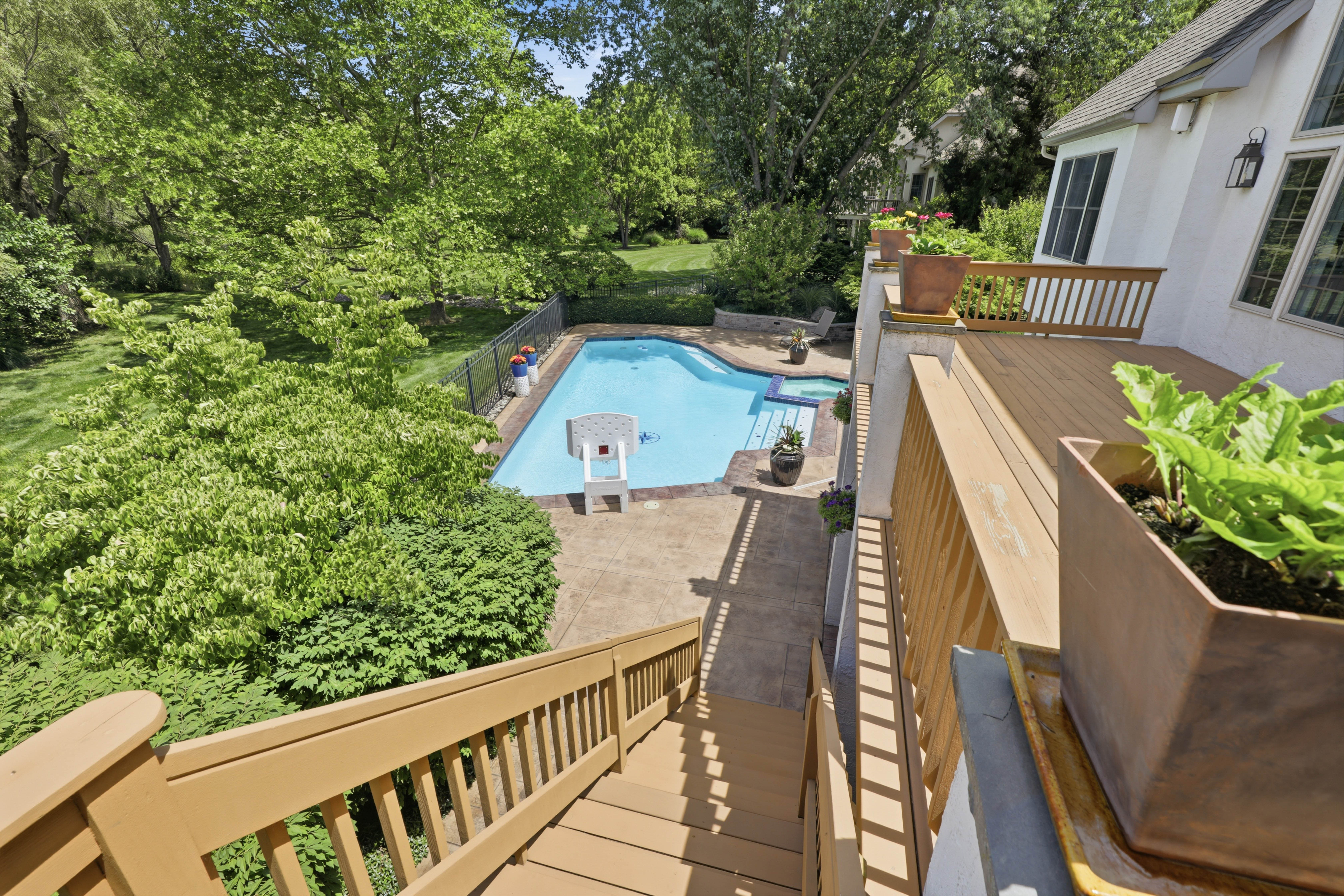  367 Millpond Dr - 物件實景