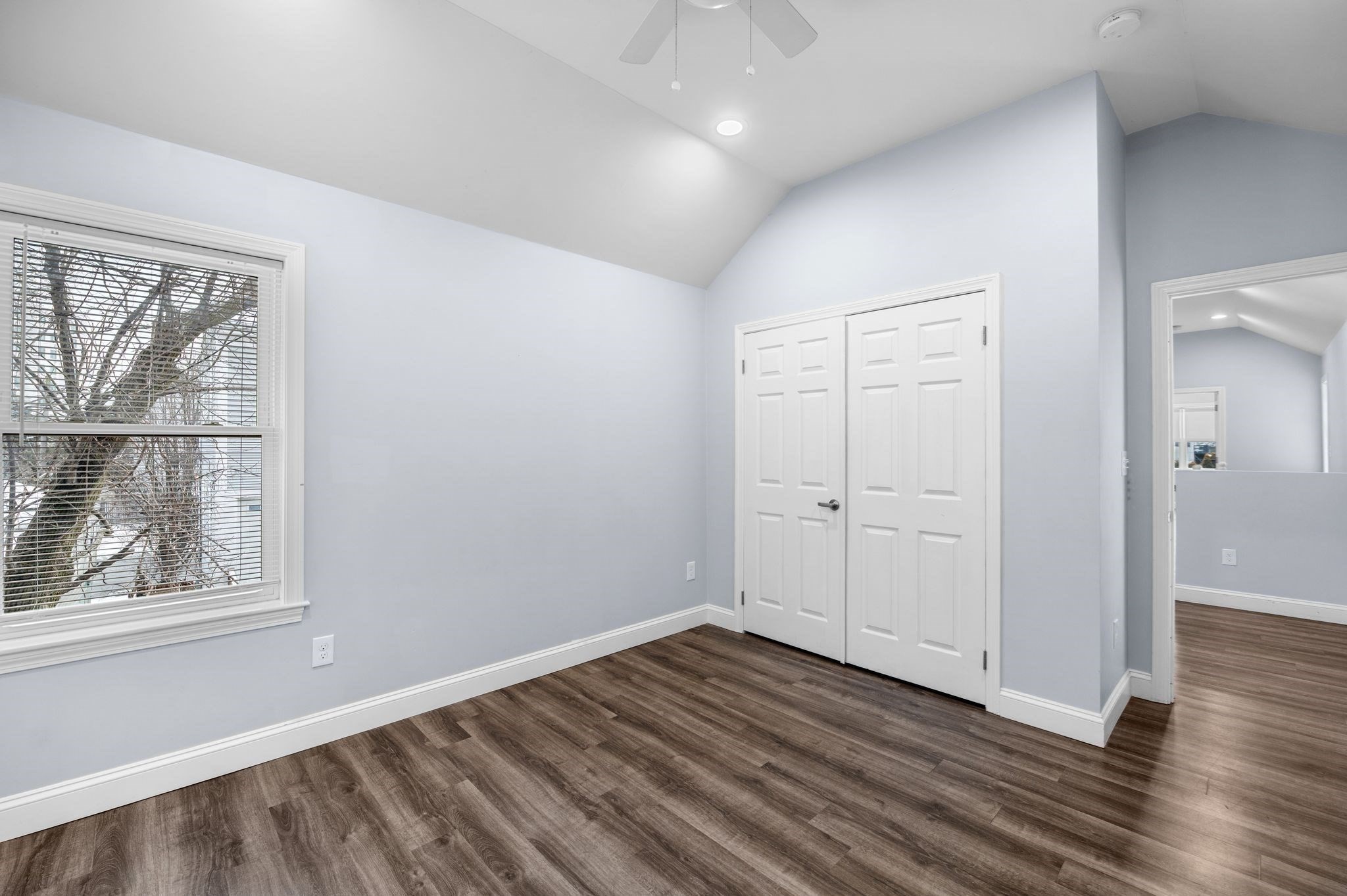 Revere, Massachusetts, 02151, United States, 2 Bedrooms Bedrooms, ,3 BathroomsBathrooms,Residential,For Sale,2008626