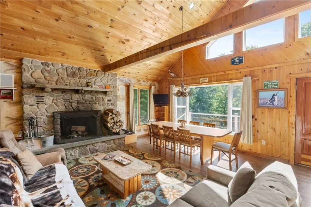 New Kingston, New York, 12459, United States, 2 Bedrooms Bedrooms, ,1 BathroomBathrooms,Residential,For Sale,1856509