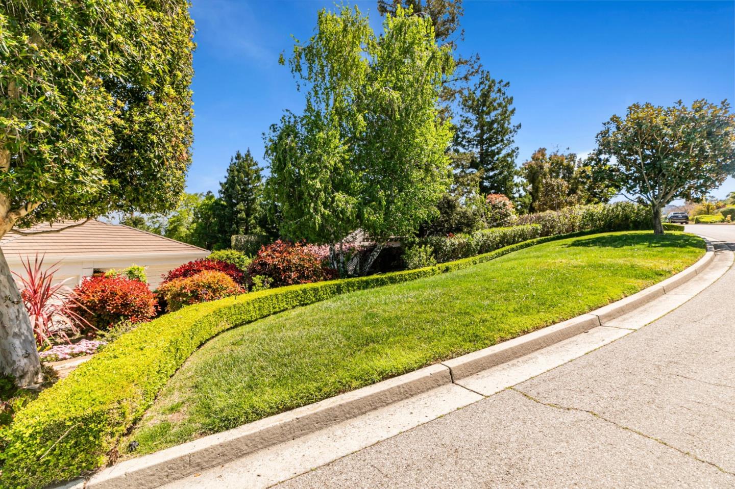 Saratoga, California, 95070, United States, 5 Bedrooms Bedrooms, ,6 BathroomsBathrooms,Residential,For Sale,1891032