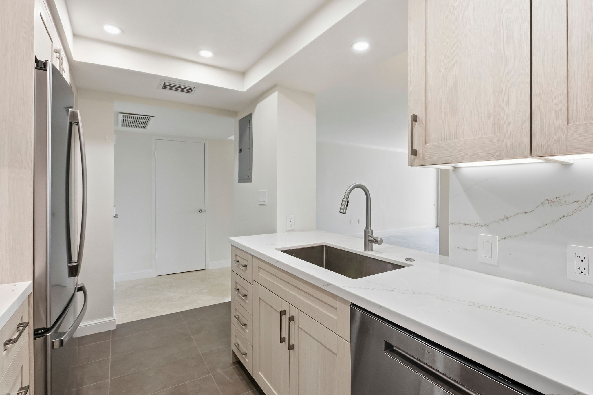  1225 S Ocean Blvd #101 - 物件實景