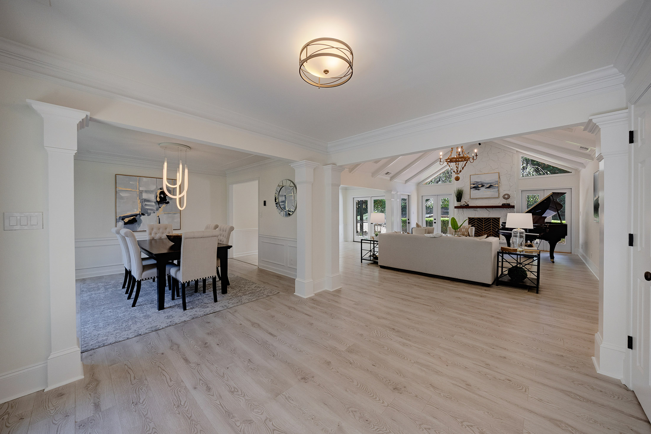  Spacious Ranch Overlooking the Fourth Fairway at Brookfield Country Club - 物件實景