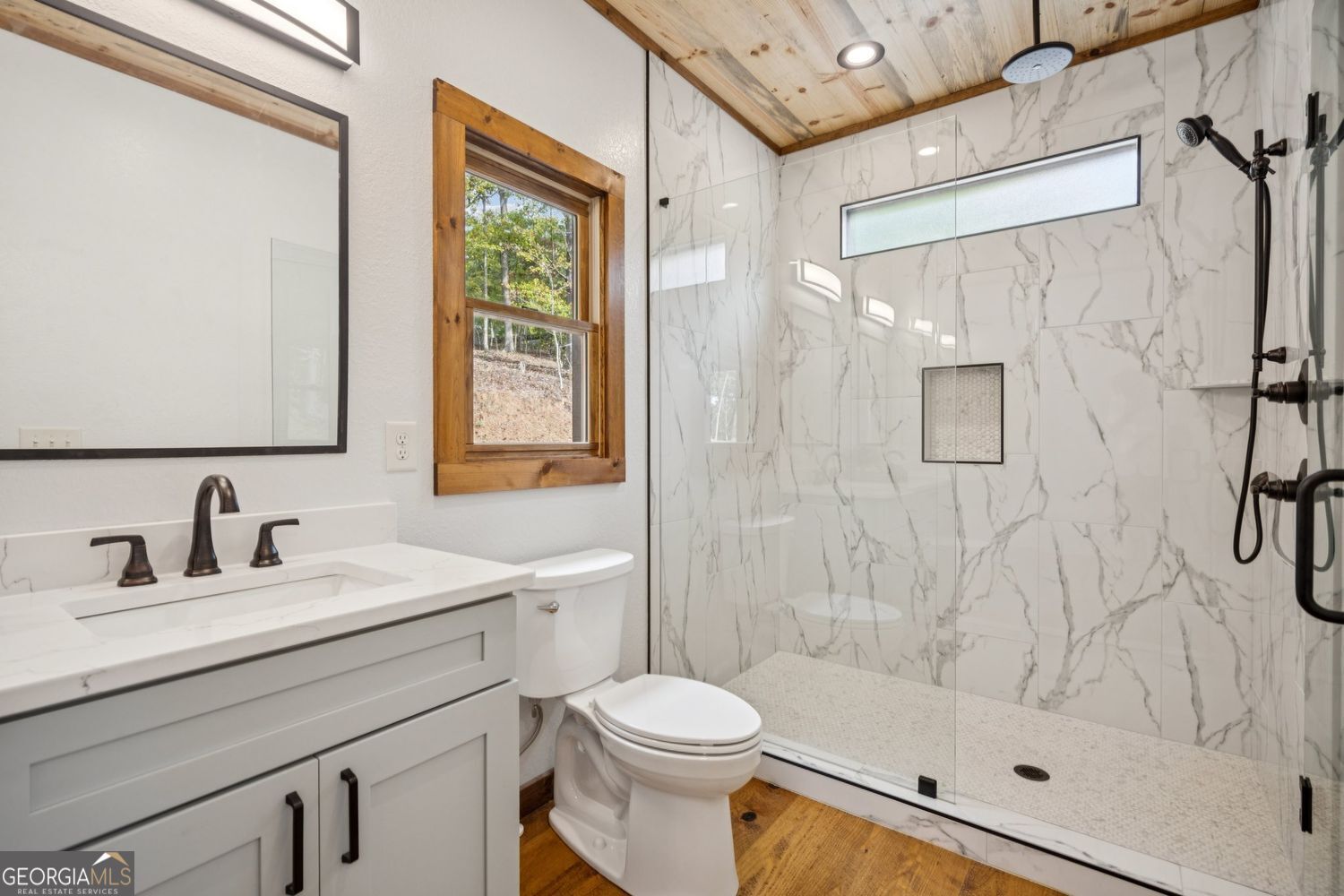 Mineral Bluff, Georgia, 30559, United States, 4 Bedrooms Bedrooms, ,4 BathroomsBathrooms,Residential,For Sale,1962222