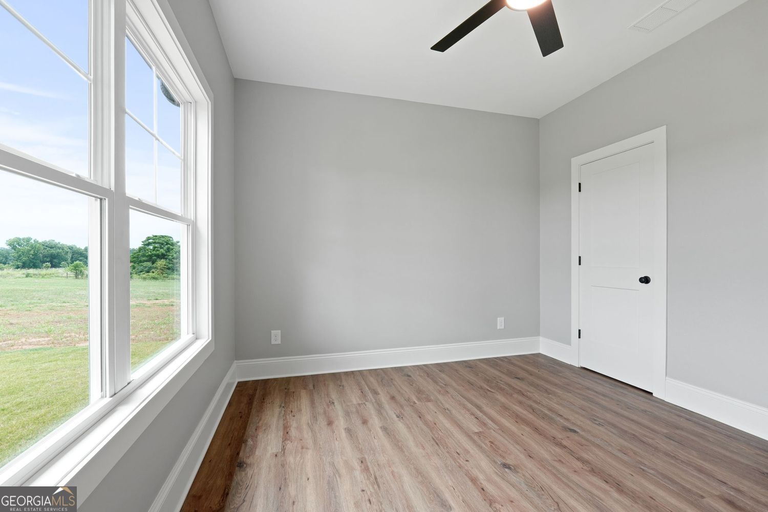 Barnesville, Georgia, 30204, United States, 4 Bedrooms Bedrooms, ,3 BathroomsBathrooms,Residential,For Sale,1858956