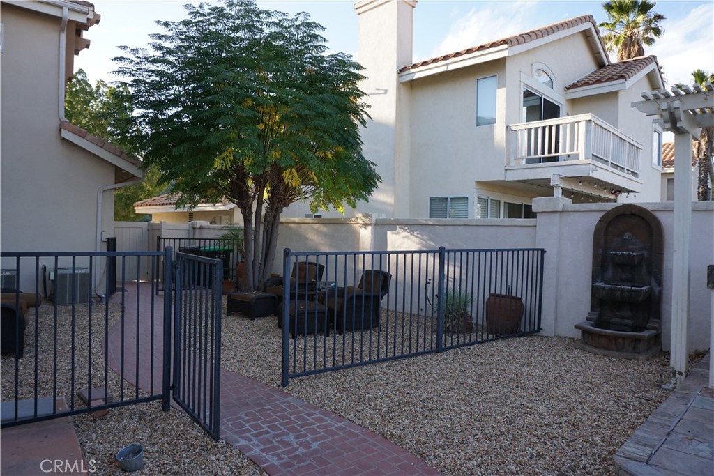 Lake Elsinore, California, 92532, United States, 4 Bedrooms Bedrooms, ,3 BathroomsBathrooms,Residential,For Sale,1988031