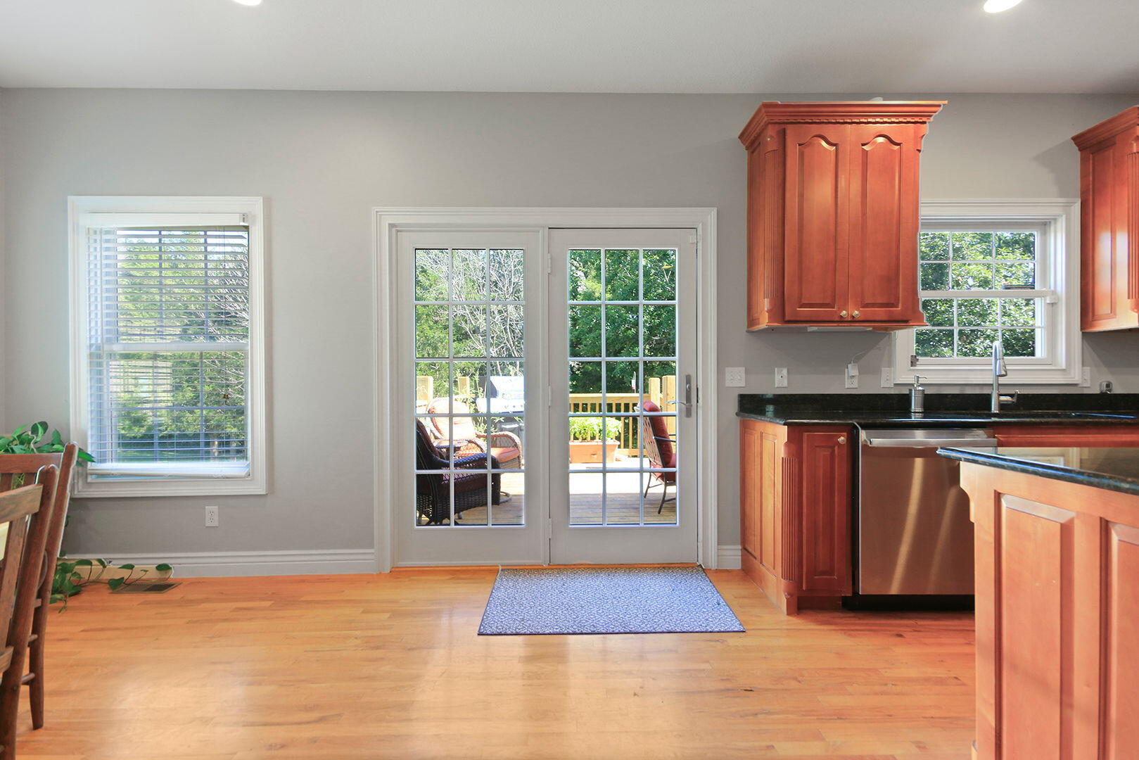 COLUMBIA, Missouri, 65203, United States, 5 Bedrooms Bedrooms, ,4 BathroomsBathrooms,Residential,For Sale,1983136