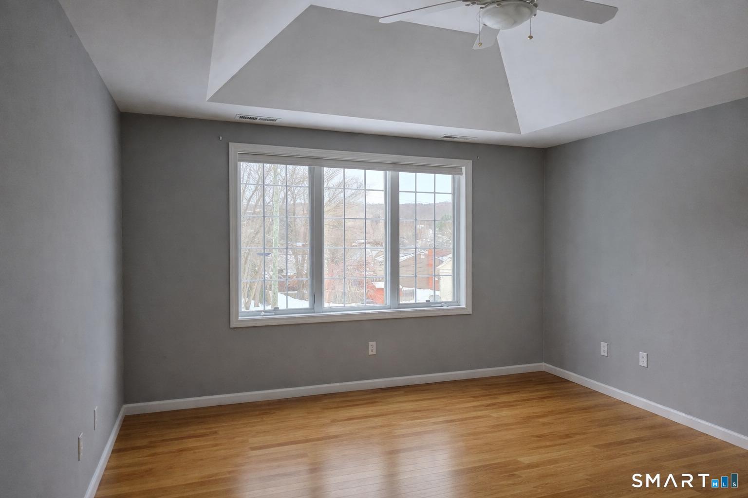 Bristol, Connecticut, 06010, United States, 3 Bedrooms Bedrooms, ,3 BathroomsBathrooms,Residential,For Sale,2008116