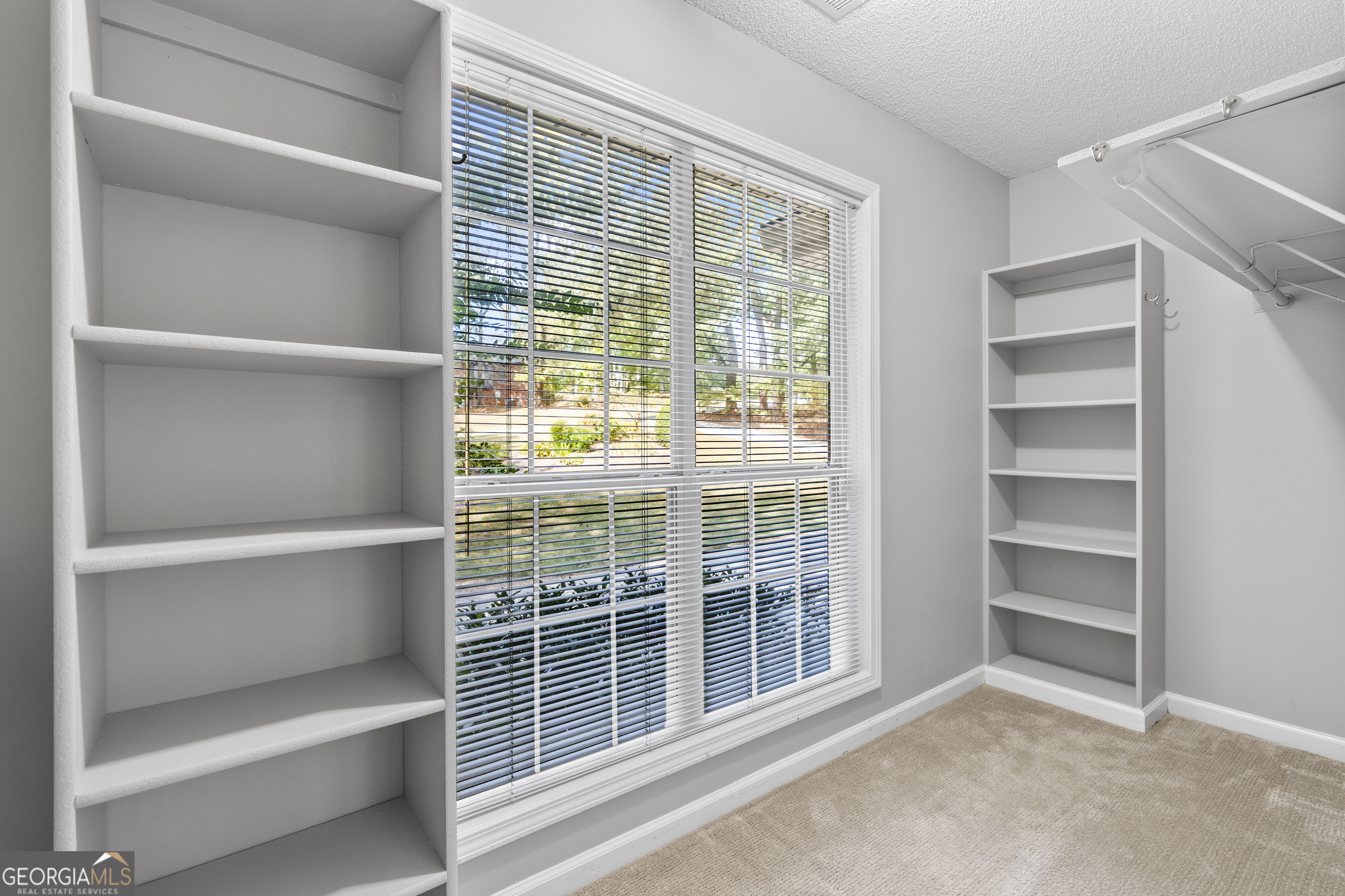 Sharpsburg, Georgia, 30277, United States, 3 Bedrooms Bedrooms, ,3 BathroomsBathrooms,Residential,For Sale,1955891