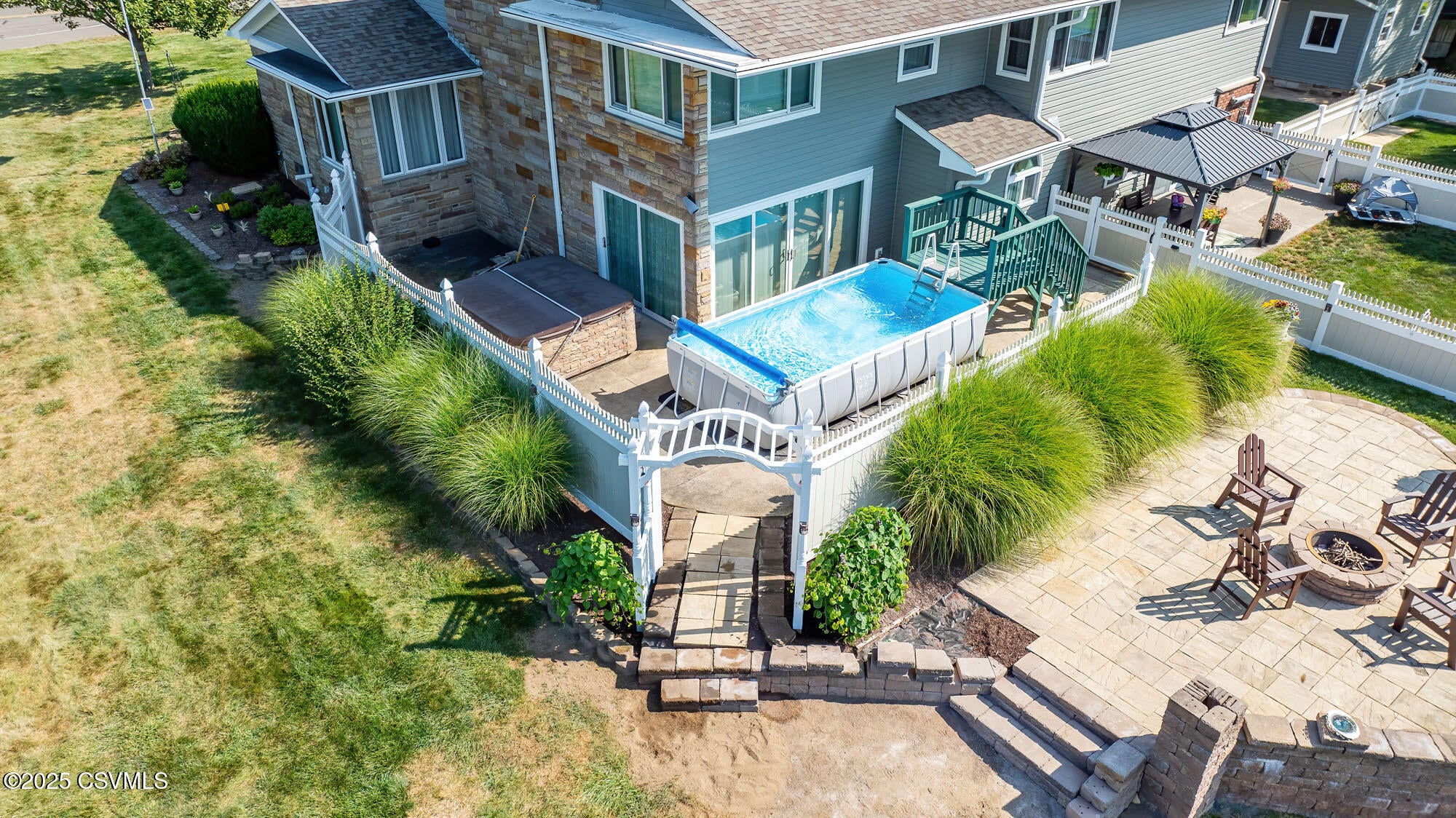 Berwick, Pennsylvania, 18603, United States, 4 Bedrooms Bedrooms, ,3 BathroomsBathrooms,Residential,For Sale,1979458