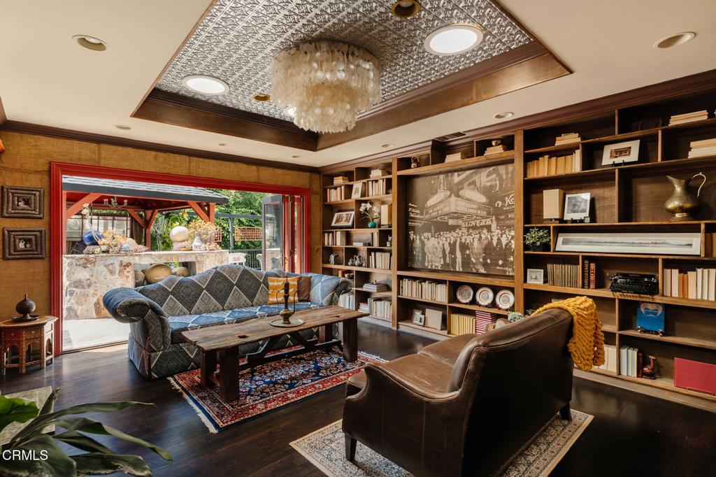 La Canada Flintridge, California, 91011, United States, 4 Bedrooms Bedrooms, ,3 BathroomsBathrooms,Residential,For Sale,1885342