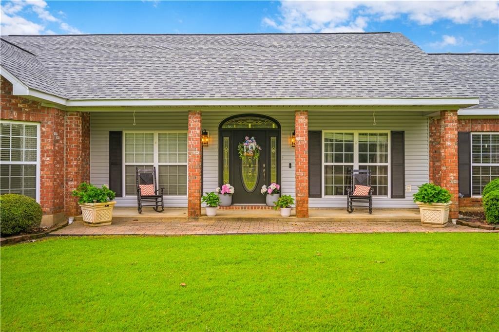 Jena, Louisiana, 71342, United States, 3 Bedrooms Bedrooms, ,3 BathroomsBathrooms,Residential,For Sale,2049158