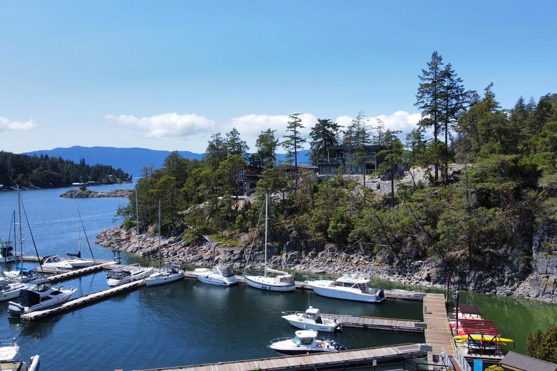  Garden Bay, Sunshine Coast - 物件實景