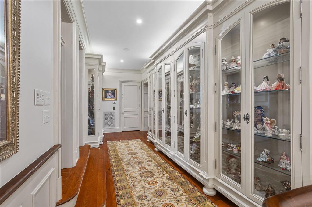 Lake Charles, Louisiana, 70605, United States, 4 Bedrooms Bedrooms, ,6 BathroomsBathrooms,Residential,For Sale,2026248
