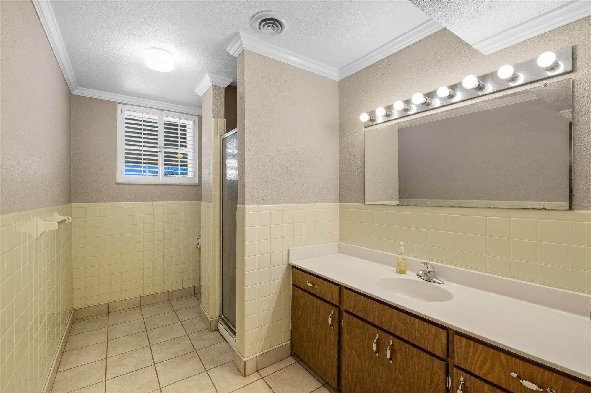 Englewood, Tennessee, 37329, United States, 3 Bedrooms Bedrooms, ,3 BathroomsBathrooms,Residential,For Sale,1976055