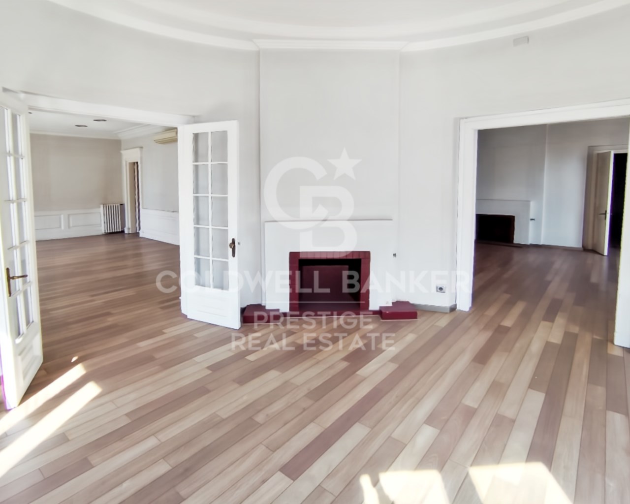 Barcelona, Catalonia, ES, 5 Bedrooms Bedrooms, ,4 BathroomsBathrooms,Residential,For Sale,1901942