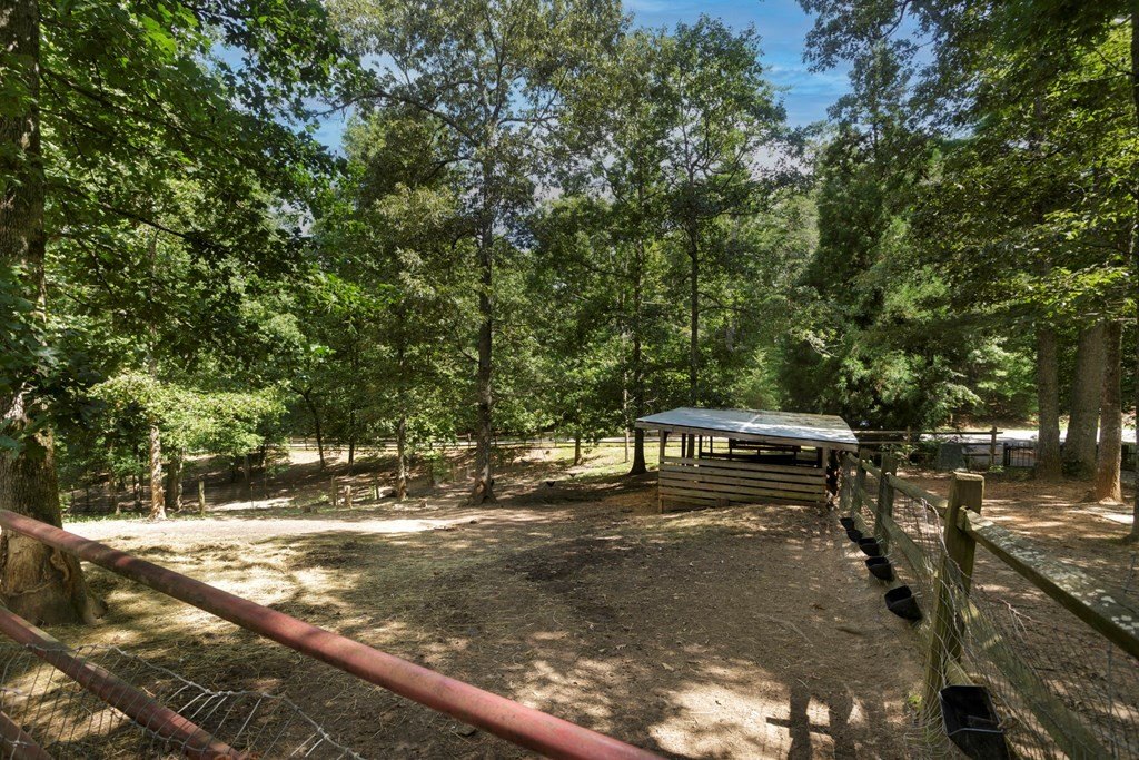 Blairsville, Georgia, 30512, United States, 3 Bedrooms Bedrooms, ,3 BathroomsBathrooms,Residential,For Sale,1889630