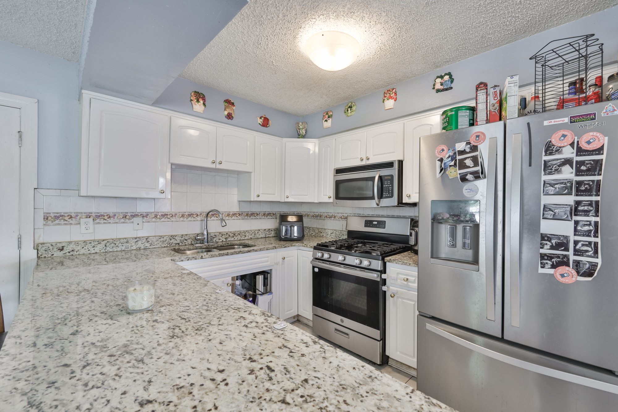 Tampa, Florida, 33603, United States, 3 Bedrooms Bedrooms, ,2 BathroomsBathrooms,Residential,For Sale,1995425