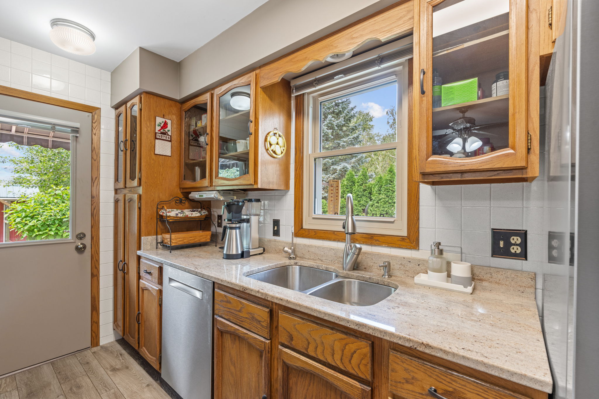  Scenic Chalet Retreat with Unforgettable Lake Pepin Views - 物件實景