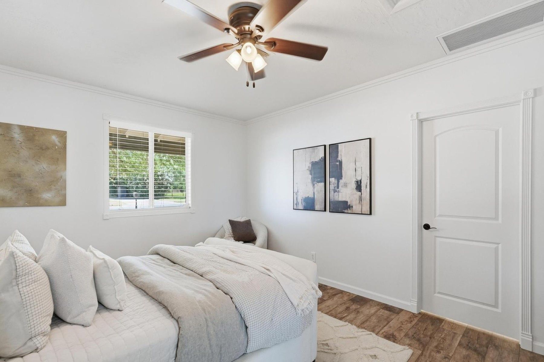  2266 E Willis Rd  Gilbert, AZ - 物件實景