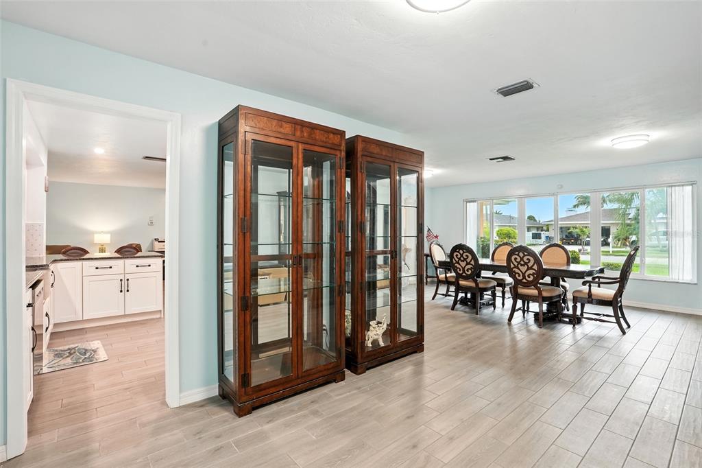 North Fort Myers, Florida, 33903, United States, 3 Bedrooms Bedrooms, ,2 BathroomsBathrooms,Residential,For Sale,1998346