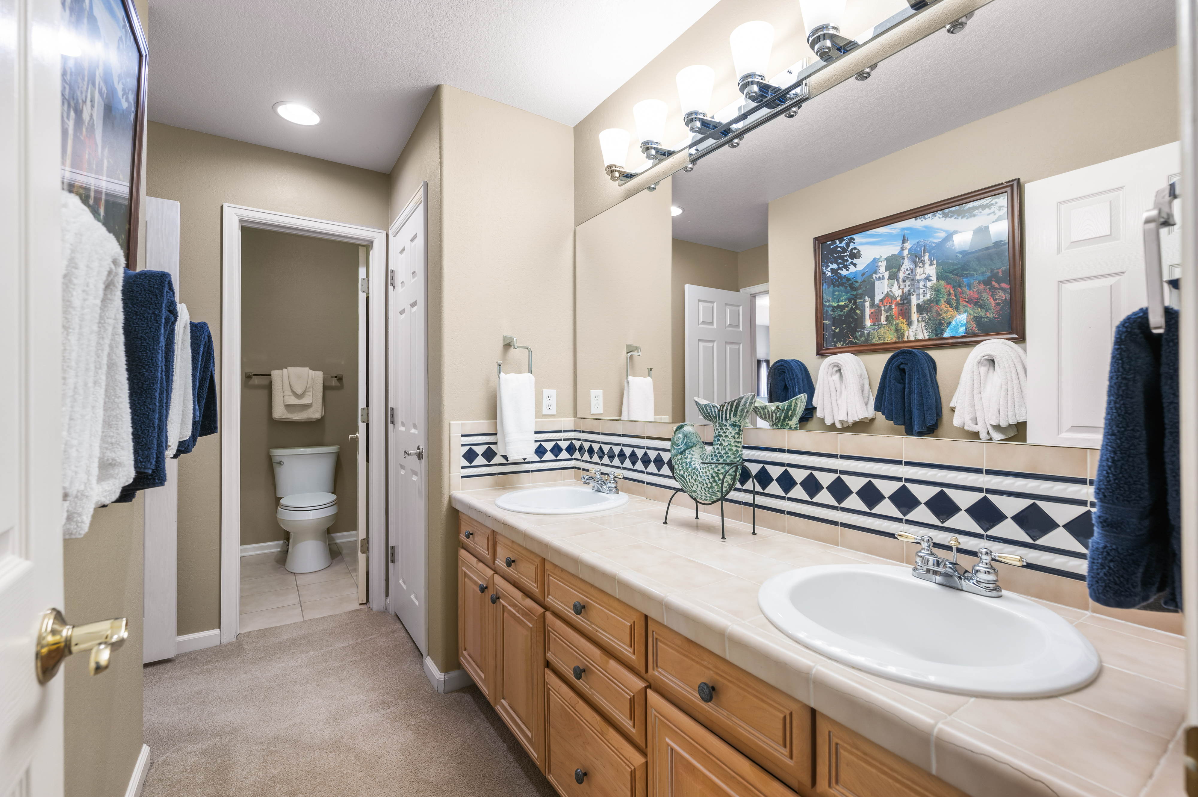  Luxury And Elegance Greet You At Every Turn In This Beautiful Home - 物件實景