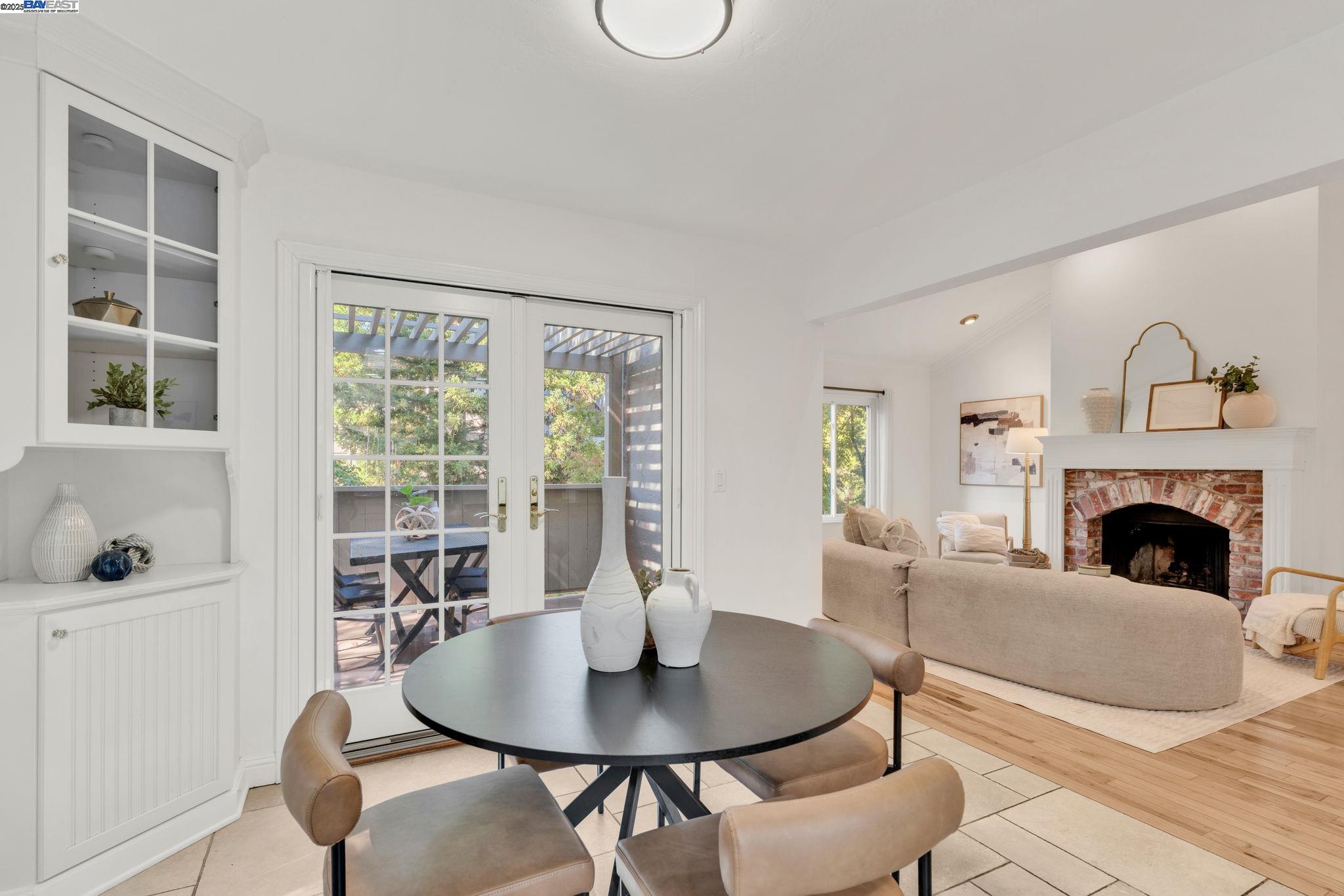 Pleasant Hill, California, 94523, United States, 4 Bedrooms Bedrooms, ,2 BathroomsBathrooms,Residential,For Sale,1991130