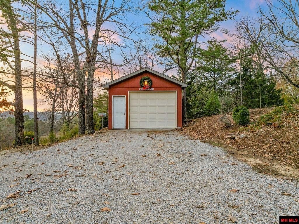 Jordan, Arkansas, 72519, United States, 4 Bedrooms Bedrooms, ,4 BathroomsBathrooms,Residential,For Sale,2005466