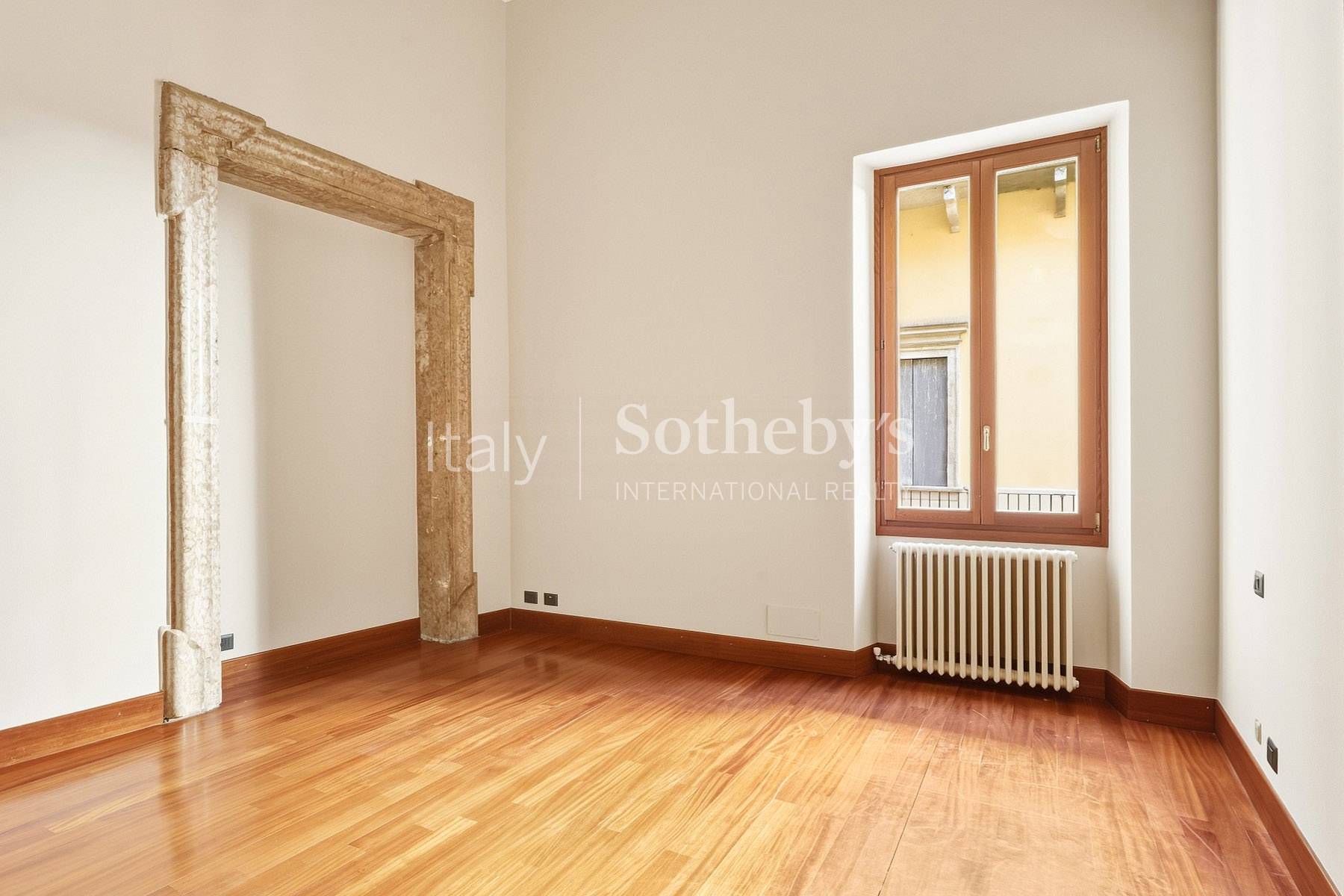  Prestigious Residence in a Historic Palazzo in the centre of Verona - 物件實景