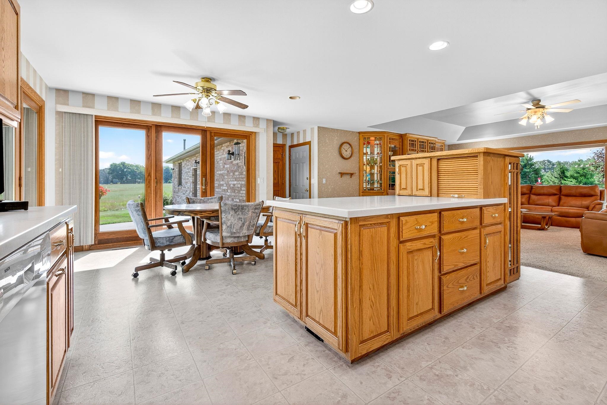 Redgranite, Wisconsin, 54970, United States, 3 Bedrooms Bedrooms, ,3 BathroomsBathrooms,Residential,For Sale,1982577