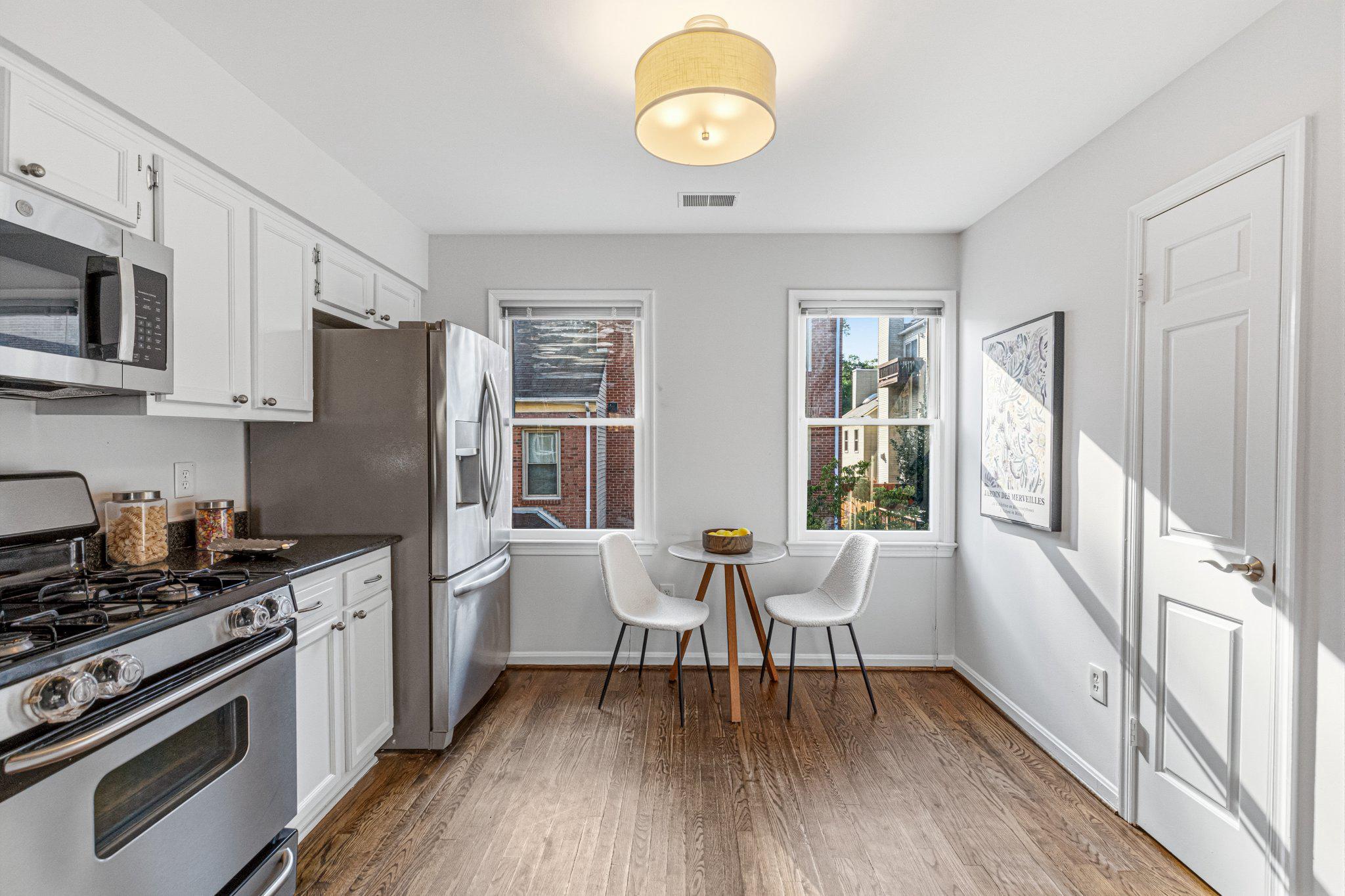  7561 Chrisland Cv Cove, Falls Church, VA, 22042 - 物件實景
