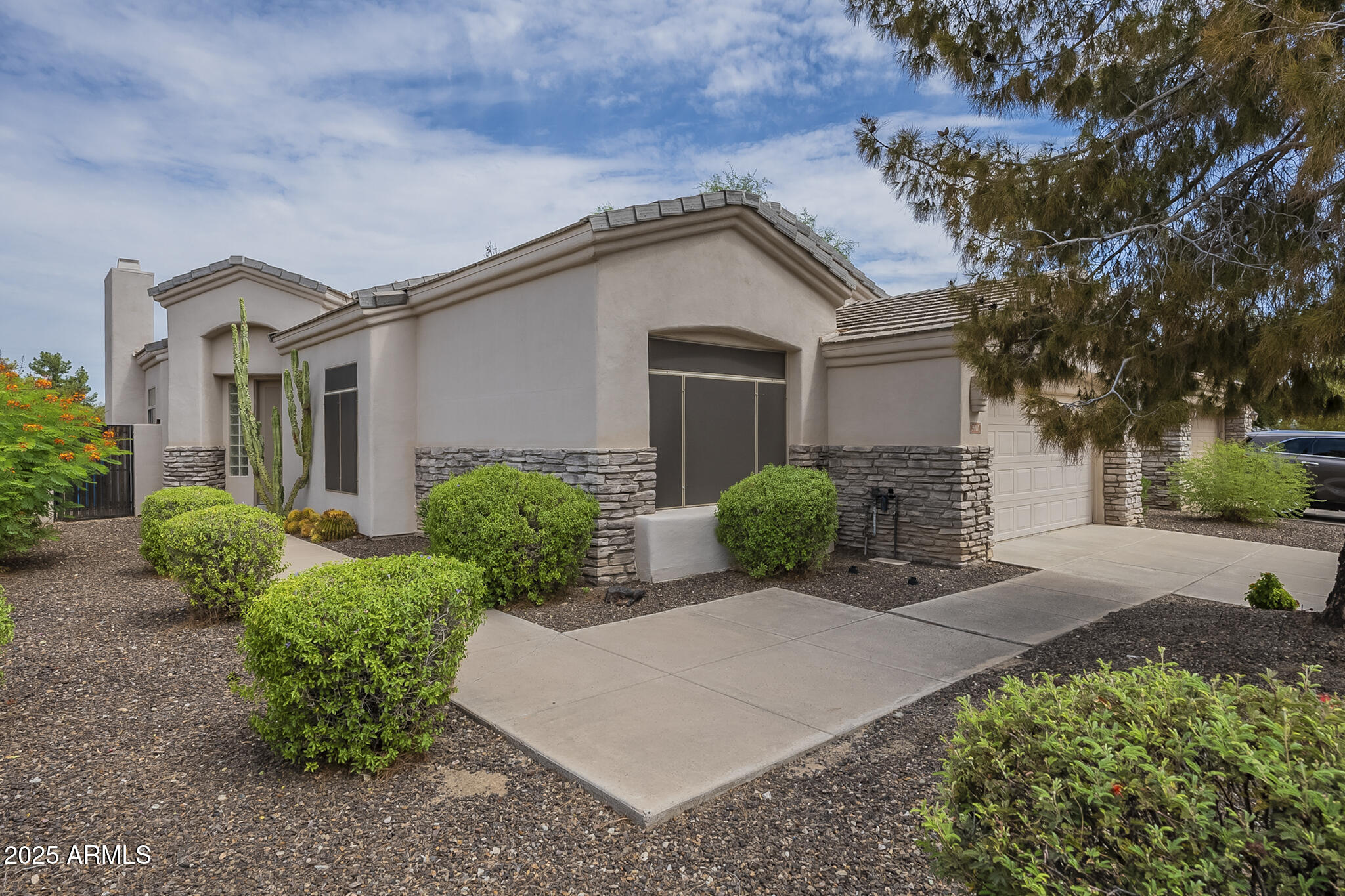 Phoenix, Arizona, 85042, United States, 3 Bedrooms Bedrooms, ,Residential,For Sale,1939131