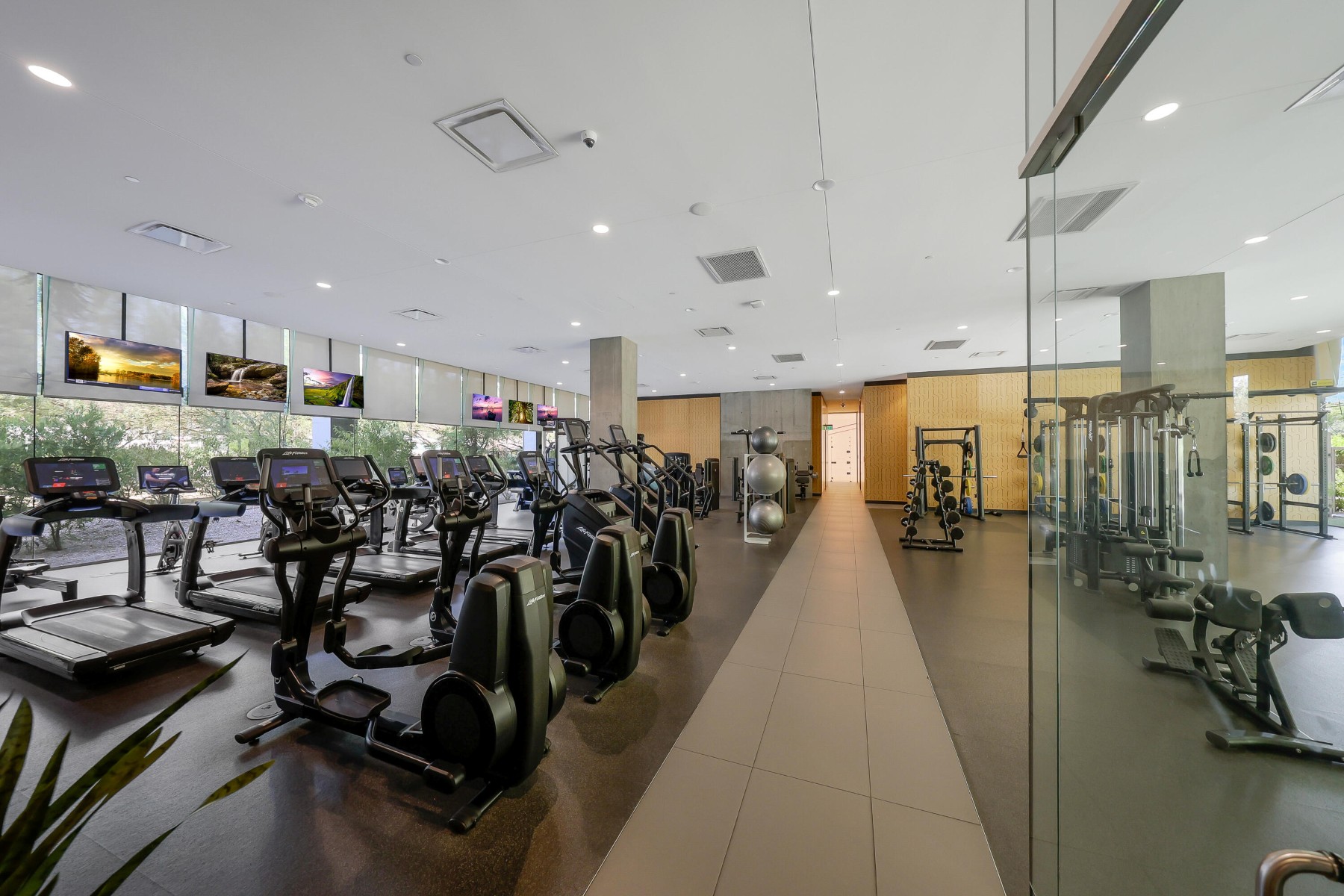  7120 E Kierland Boulevard  Scottsdale, AZ - 物件實景