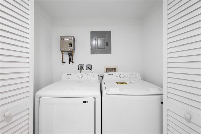 2621 SW 12th Ter, Fort Lauderdale, Florida, 33315, United States, 3 Bedrooms Bedrooms, ,2 BathroomsBathrooms,Residential,For Sale,2621 SW 12th Ter,1668199